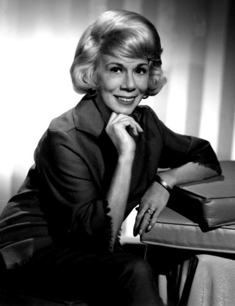 File:Bea Benaderet.png